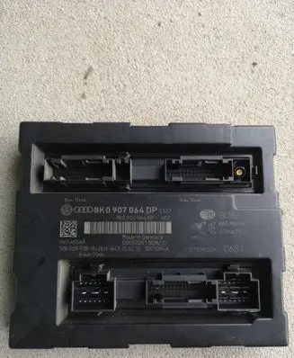 Audi A4 S4 B8 8K Comfort/convenience module 8K0907064DP 00002001
