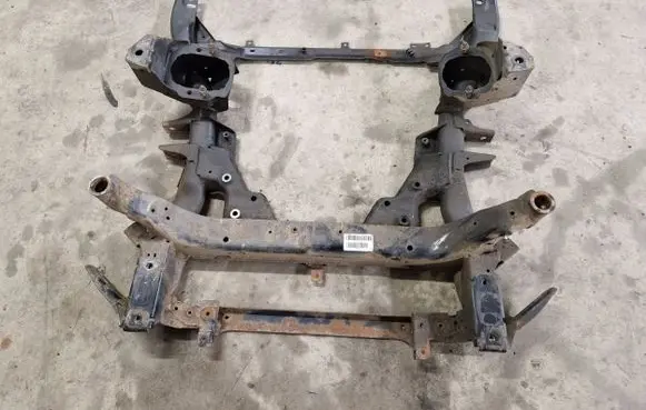 BMW X5 E70 Front subframe 677268104 T7159246