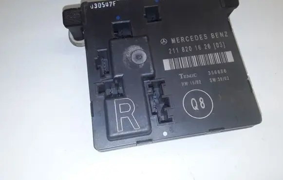 Mercedes-Benz E W211 Door control unit/module 2118201626 211820162603