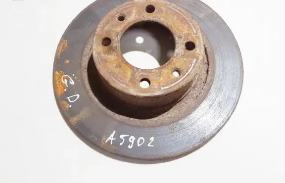 Citroen C5 Rear brake disc neventiliuojamas