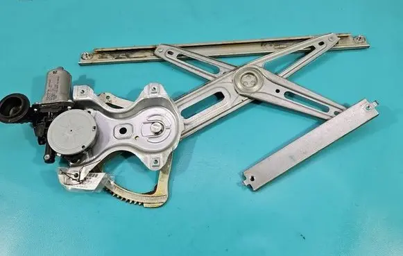 Toyota Corolla E140 E150 Front door window regulator with motor 857100D100 IMPRK1592912