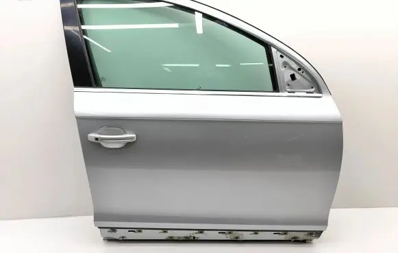 Audi Q7 4L Front door 440831112A