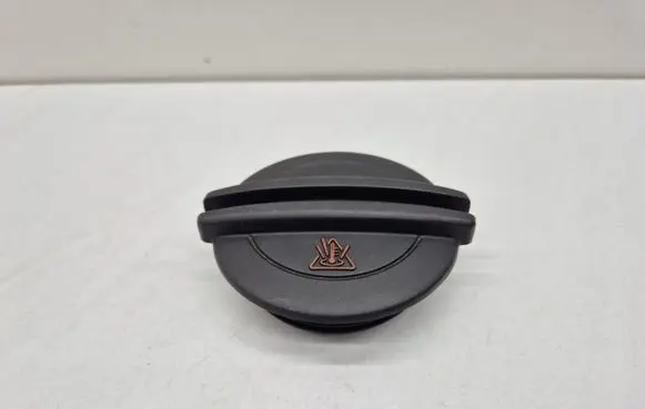 Audi Q3 8U Coolant expansion tank/reservoir cap 3C0121321