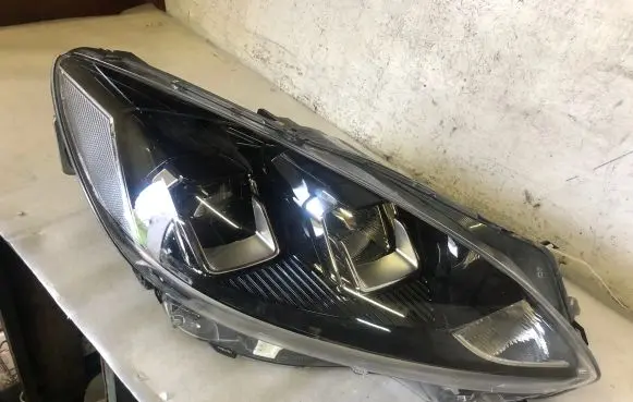 Ford Kuga III Headlight/headlamp LV4B13E014CD