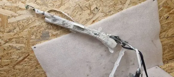Roof airbag