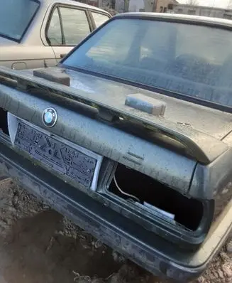BMW 3 E30 Tailgate/trunk spoiler 