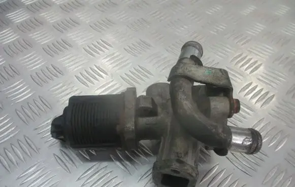 Opel Astra H EGR valve 55195196