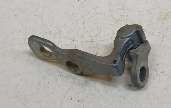 Ford Focus C-MAX Front door upper hinge