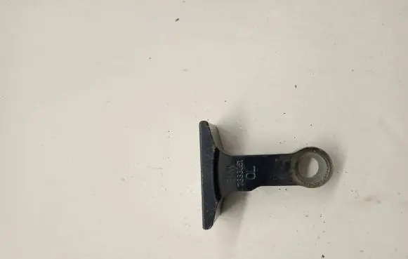 BMW 7 G11 G12 Front door lower hinge 7333061