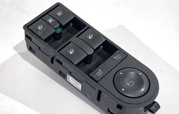 Opel Astra H Electric window control switch 13228699