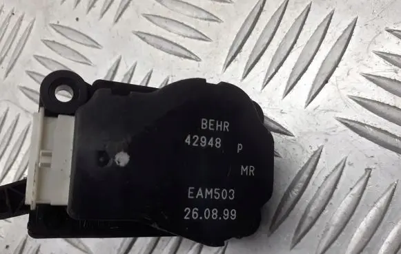 Volvo S80 A/C air flow flap actuator/motor 38248