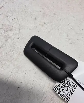 Volvo S60 Seat belt trim 6064196