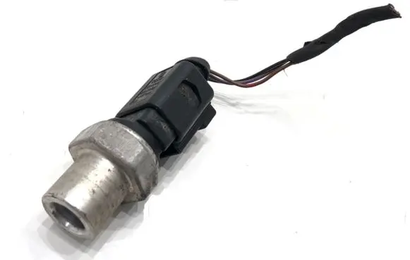 Audi A8 S8 D4 4H Air conditioning (A/C) pressure sensor 4H0959126A
