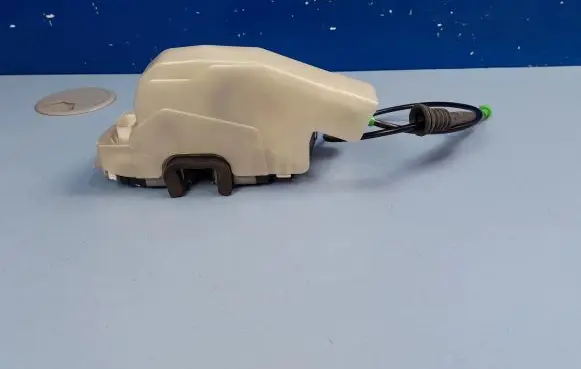 Tesla Model 3 Front door lock 106896400L