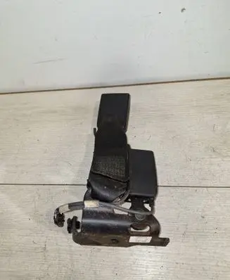 Renault Laguna III Middle seatbelt buckle (rear) 8374640