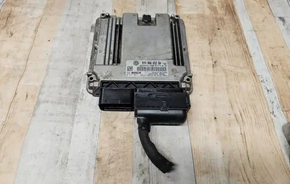 Volkswagen Crafter Engine control unit/module 074906032BA EDC16CP3444 0281014132