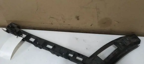 Opel Insignia A Rear bumper mounting bracket 13238846