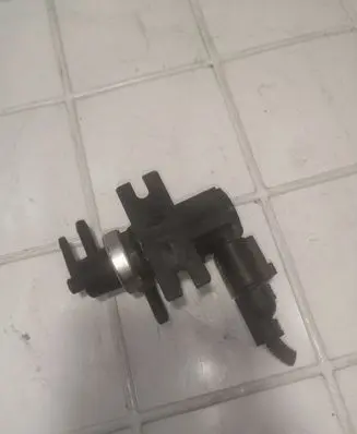Volkswagen Sharan Turbo solenoid valve 1J0906627 72290320