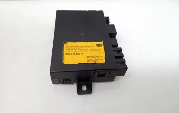 Mercedes-Benz E W211 Tow bar trailer control unit/module 5DS00849310