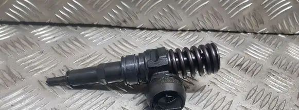 Ford Galaxy Fuel injector 038130073AK