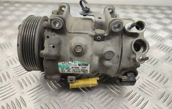Citroen C5 Air conditioning (A/C) compressor (pump) 9671451380