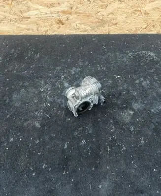 Peugeot 2008 I Throttle valve 9673534480