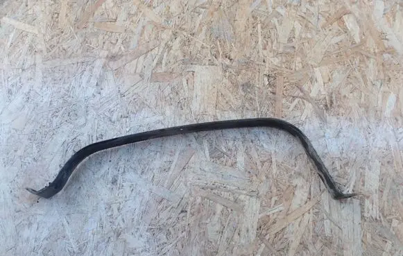 Opel Corsa D Fuel tank mounting bracket 13266357