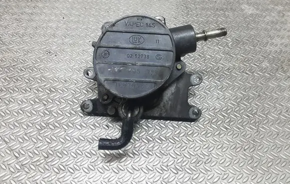 Opel Signum Vacuum pump 24465382