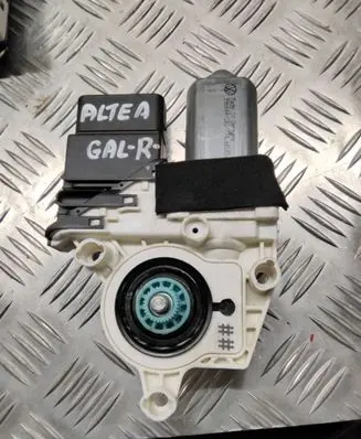 Seat Altea Rear door window regulator motor 5P0839462A 995915200 1K0959704E
