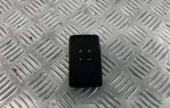 Dacia Sandero III Ignition key/card PU12026