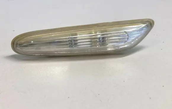 BMW 5 E60 E61 Front fender indicator light 71657421