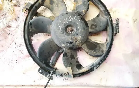 Skoda Superb B5 (3U) Radiator cooling fan shroud