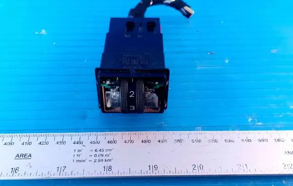 Audi A6 S6 C6 4F Seat heating switch 8E0963563
