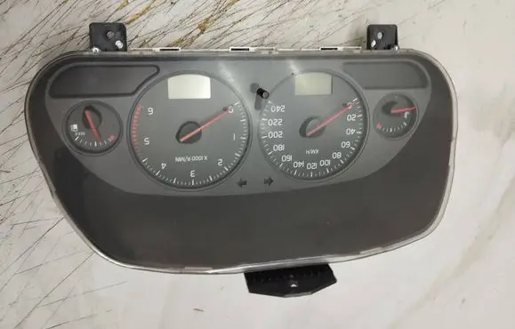 Volvo S40, V40 Speedometer (instrument cluster) 30623974A 50066868 03W14D5