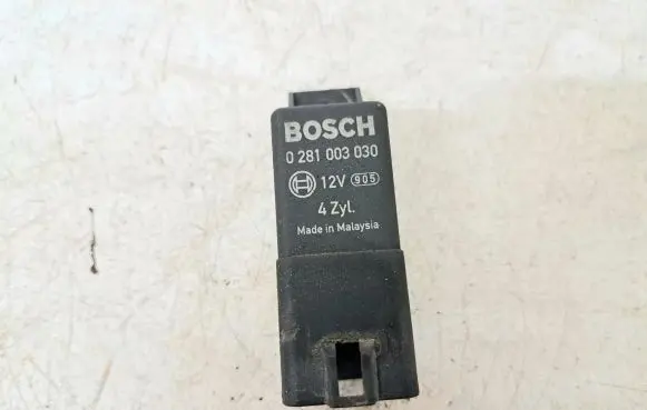 Honda Accord Glow plug pre-heat relay 0281003030