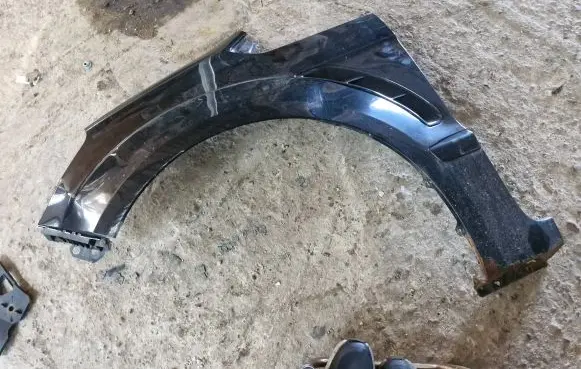 Ford S-MAX Fender