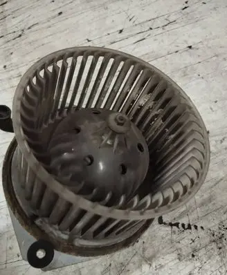 Nissan Sunny Heater fan/blower