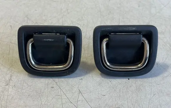 Audi Q2 - Tie down hook / loop 8V0863503C