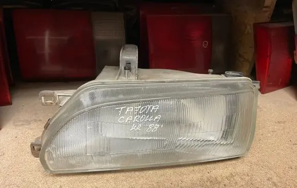 Toyota Corolla E90 Headlight/headlamp 12284L 12307