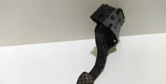 Clutch pedal