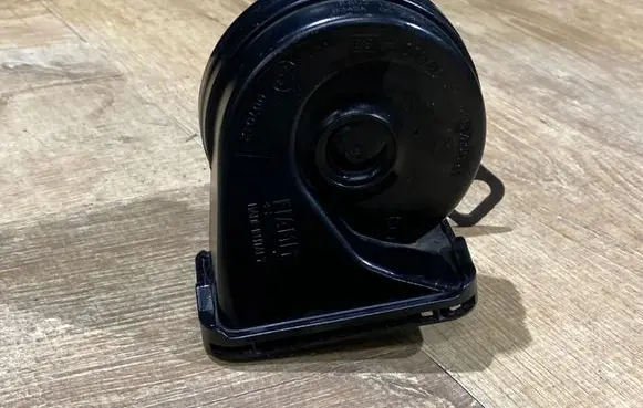 Land Rover Discovery Sport Horn signal K8D213801AA 09052019 0529E09