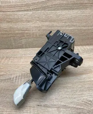Toyota Prius+ (ZVW40) Gear shifter/selector 8945147060 1923002070
