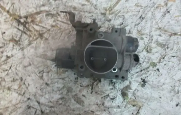 Fiat Panda II Throttle body valve 