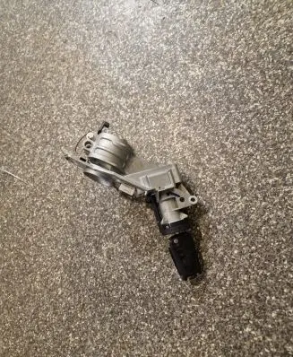 Opel Zafira B Ignition lock