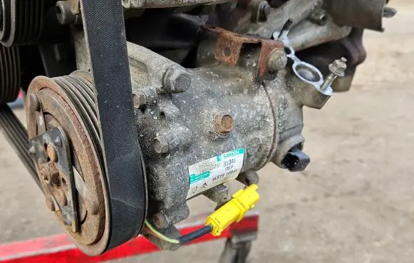 Citroen C4 I Air conditioning (A/C) compressor (pump) 9651910980