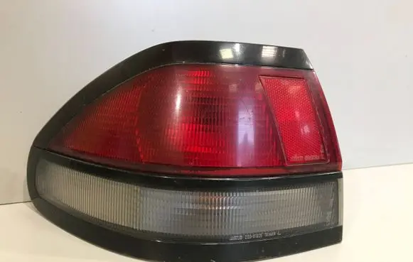 Mazda 626 Rear/tail lights 22061825