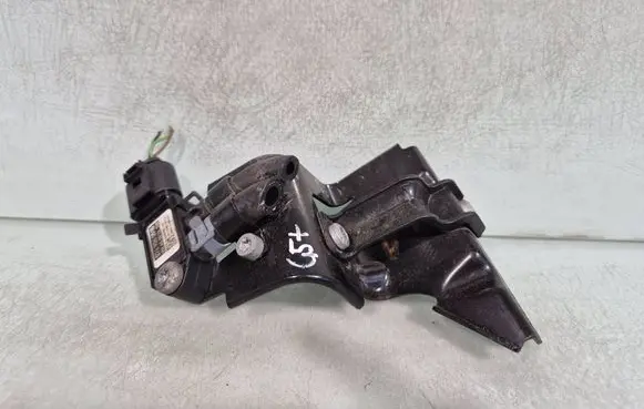 Volkswagen Golf Plus Exhaust gas pressure sensor 076906051B