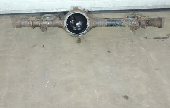 Suzuki Jimny Rear axle beam 4651081A22