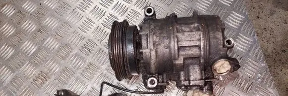 Volkswagen PASSAT B5.5 Air conditioning (A/C) compressor (pump) 8D0260808