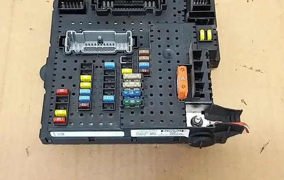 Volvo S60 Fuse module 30732769